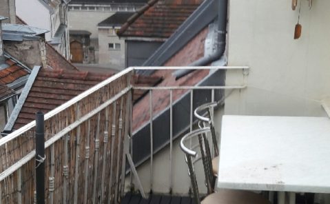 DAC-12-LOCATION-APPARTEMENT-T2-MEUBLE-BESANCON-CENTRE-VILLE-BOUCLE