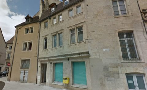 LOCATION F2 DUPLEX DOLE CENTRE-VILLE