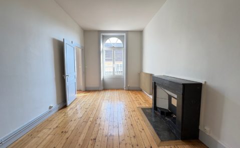 Location F3 LONS LE SAUNIER