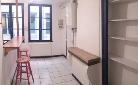 MAS9729 LOCATION APPARTEMENT T1 BESANCON CENTRE VILLE RUE DE VIGNIER