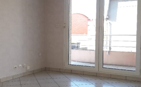 GUE-140-LOCATION-T2-BESANCON-RUE-LANCHY