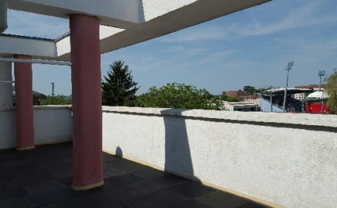 ICA-8866-LOCATION STUDIO BESANCON AVENUE LEO LAGRANGE