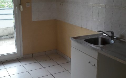 PET 5144Location Appartement 2 pièces Besancon Bouloie