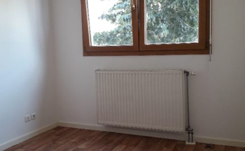 WYM9274 LOCATION T1 BIS BESANCON AVENUE CARNOT (ref WYM107)