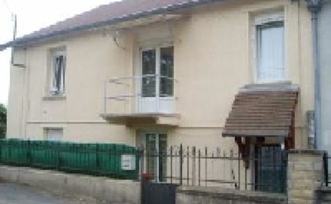 LOCATION APPARTEMENT F2