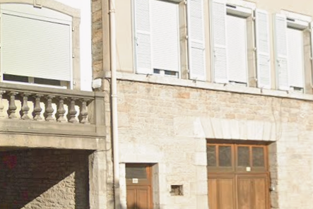 Location F3 LONS LE SAUNIER