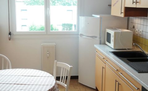 BOU 22 LOCATION T2 MEUBLE BESANÇON PROCHE FACULTÉS