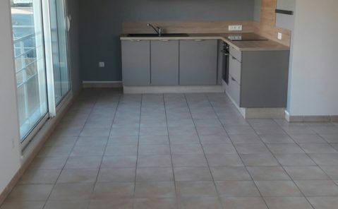 LOCATION APPARTEMENT T4 MONTFERRAND LE CHATEAU (réf BOI 8890)