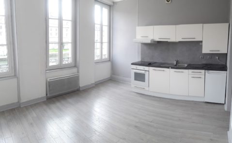 GUI 6286 LOCATION T1 BIS BESANCON CENTRE VILLE QUAI VEIL PICARD