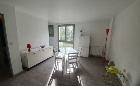 LOCATION STUDIO MEUBLE BESANÇON SAINT FERJEUX (ref CHO 9965)
