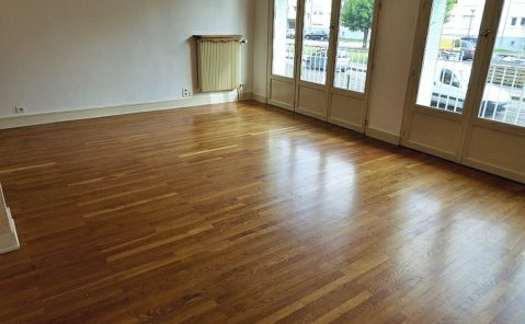 Location F3 balcon LONS LE SAUNIER