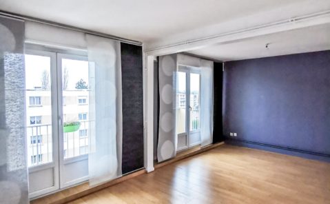 Location F3 bis balcon Montmorot