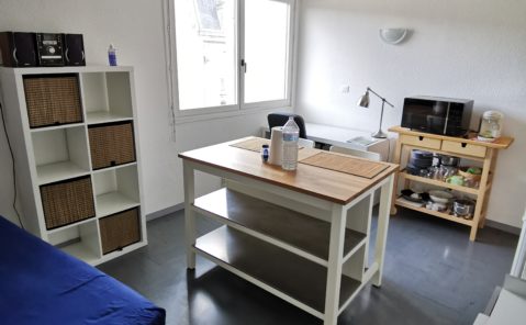 LOCATION STUDIO MEUBLÉ DOLE