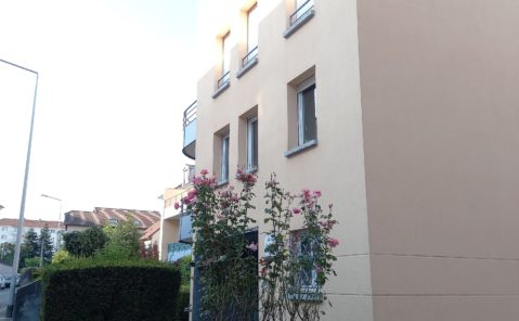 BLA 8 LOCATION STUDIO BESANCON PROCHE GARE
