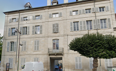 LOCATION F5 DUPLEX MEUBLÉ DOLE