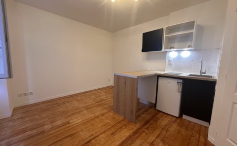 LOCATION STUDIO MEUBLE RENOVE DOLE