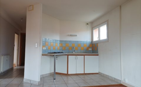 Location F3 balcon LONS LE SAUNIER