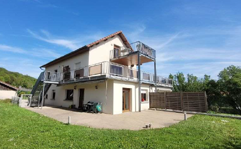Location T5 Terrasse Jardin THISE