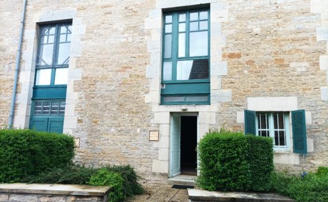 HUB 10249 LOCATION APPARTEMENT T5 ECOLE VALENTIN