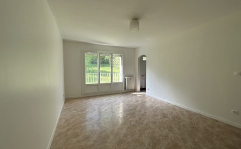 Location F1 rénové Lons le Saunier