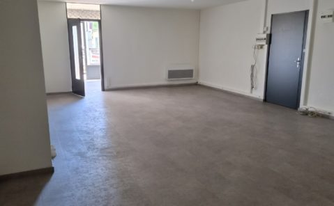 Location Local commercial/professionnel rénové MONTMOROT