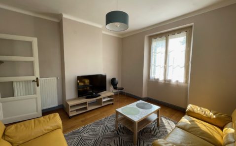 Location F2 meublé LONS LE SAUNIER