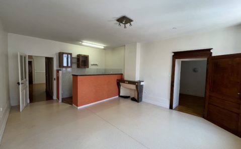 Location F4 POLIGNY