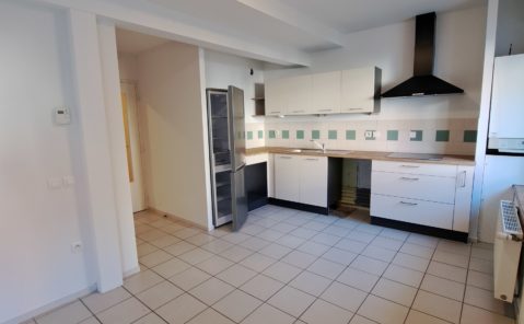 Location F3 Terrasse LONS LE SAUNIER