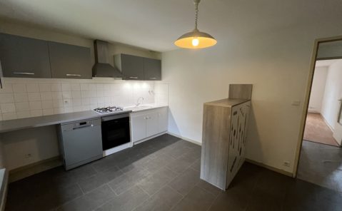 LOCATION F3 A SAINT LOTHAIN