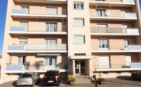 LONS-Le-SAUNIER – F3 avec ascenseur