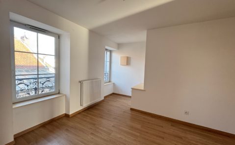 Location T3 LONS LE SAUNIER