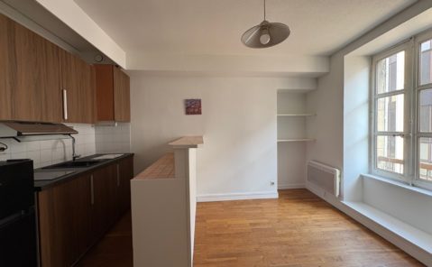 Location Studio LONS LE SAUNIER