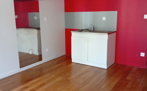 LOCATION T2BIS SAINT-CLAUDE