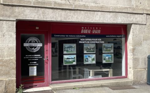 LOCATION LOCAL COMMERCIAL DOLE