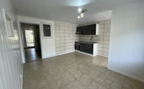 LOCATION F2 RÉNOVÉ MONTBARREY