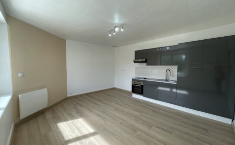 LOCATION F5 RÉNOVÉ MONTBARREY