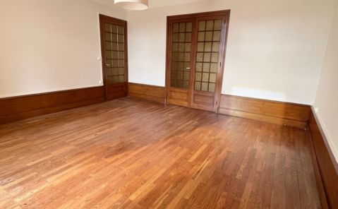 Location Grand F3 terrasse rénové LONS LE SAUNIER