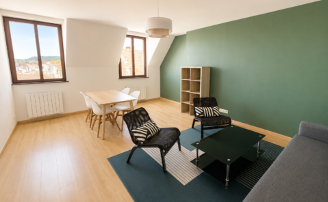 A LOUER – T2 LUMINEUX AU CŒUR DU CENTRE-VILLE –  BESANCON