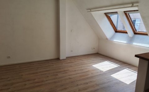 Location STUDIO LONS LE SAUNIER