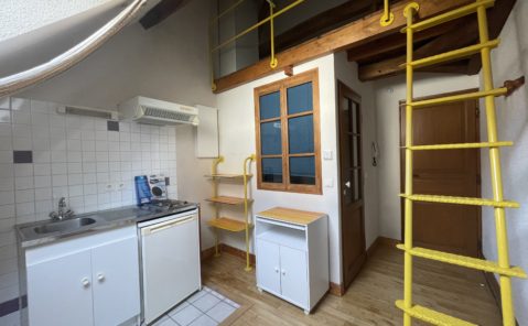 LOCATION STUDIO ÉQUIPÉ DOLE