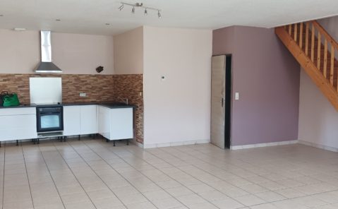 LOCATION MAISON F4 AVEC GARAGE A MIERY