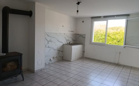 LOCATION APPARTEMENT F3