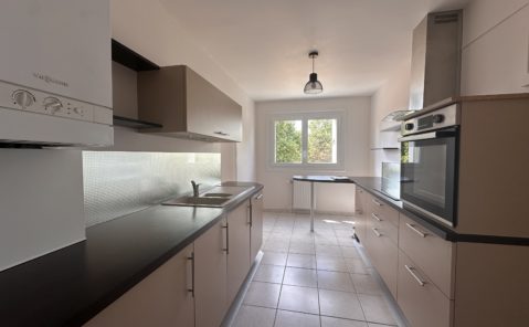 LOCATION T5 RENOVE DOLE